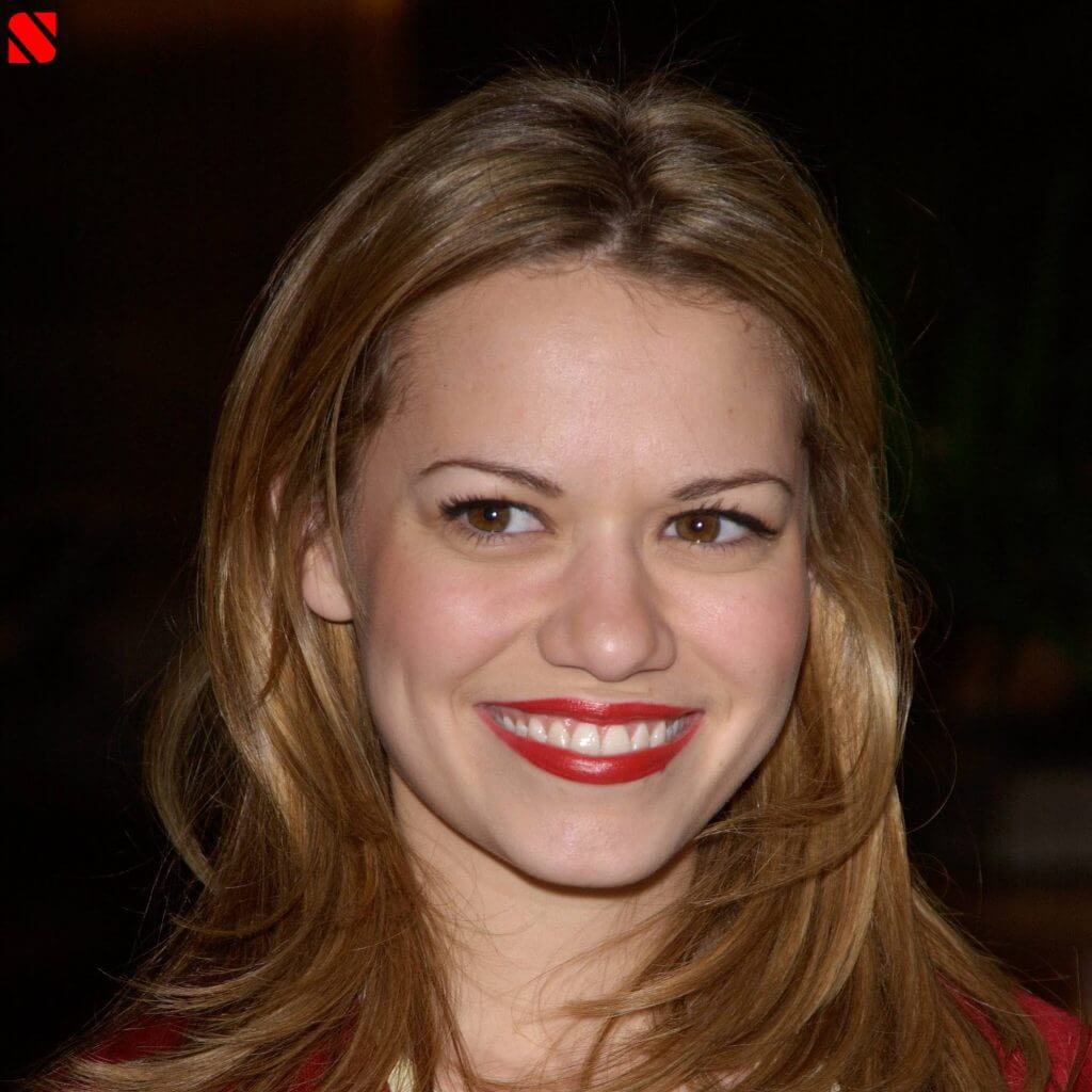 Bethany Joy Lenz mother