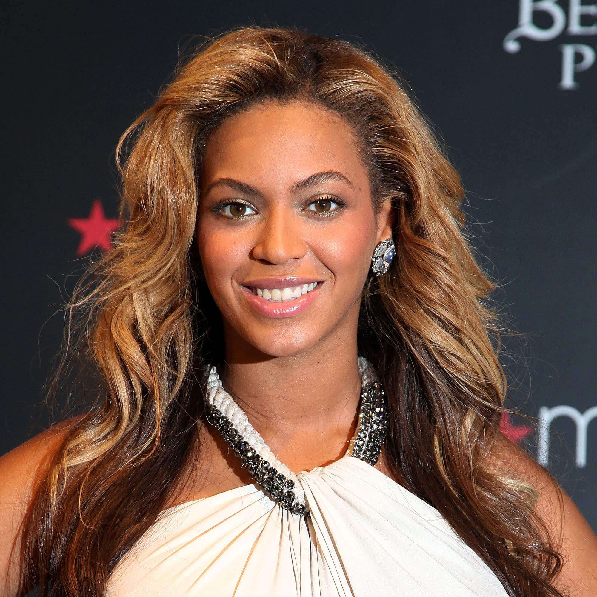 Beyoncé Knowles Biography • Singer Beyoncé Giselle Knowles-Carter