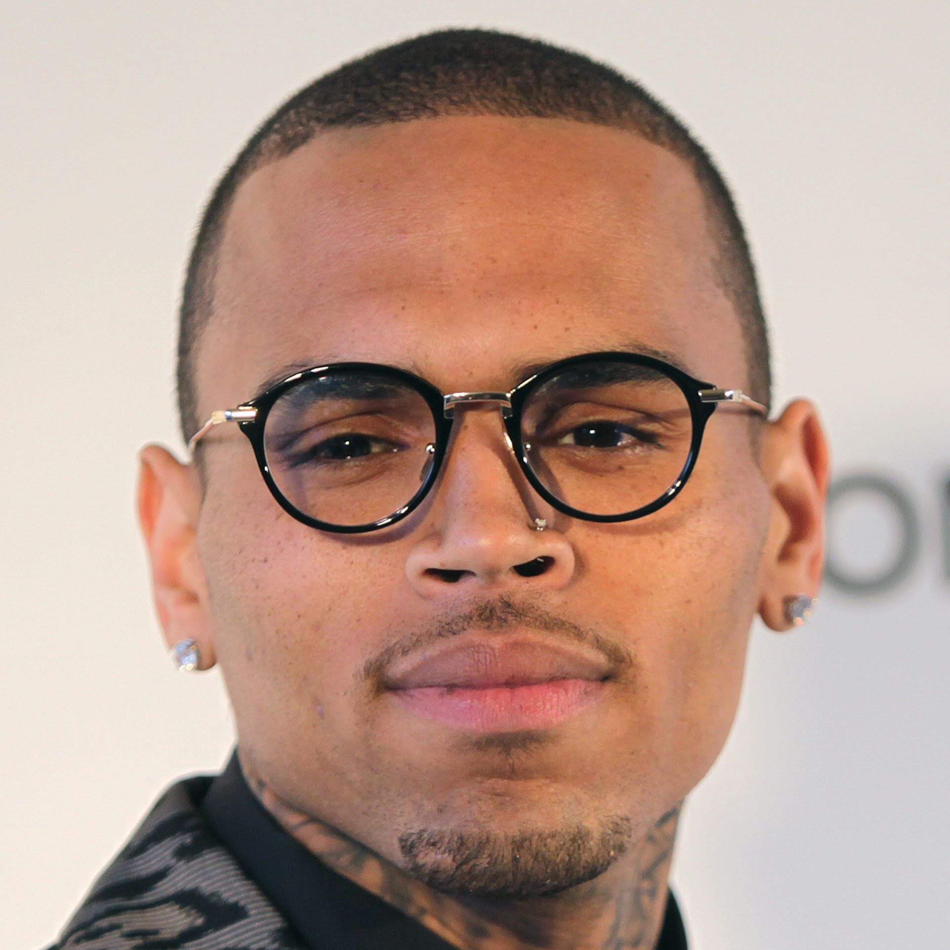 Chris Brown Biography • Singer Christopher Maurice Brown