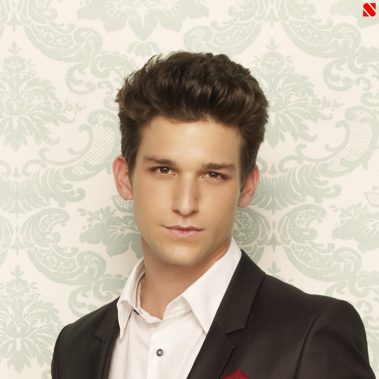 Daren Kagasoff / Catch up with daren kagasoff from the secret life of the a...