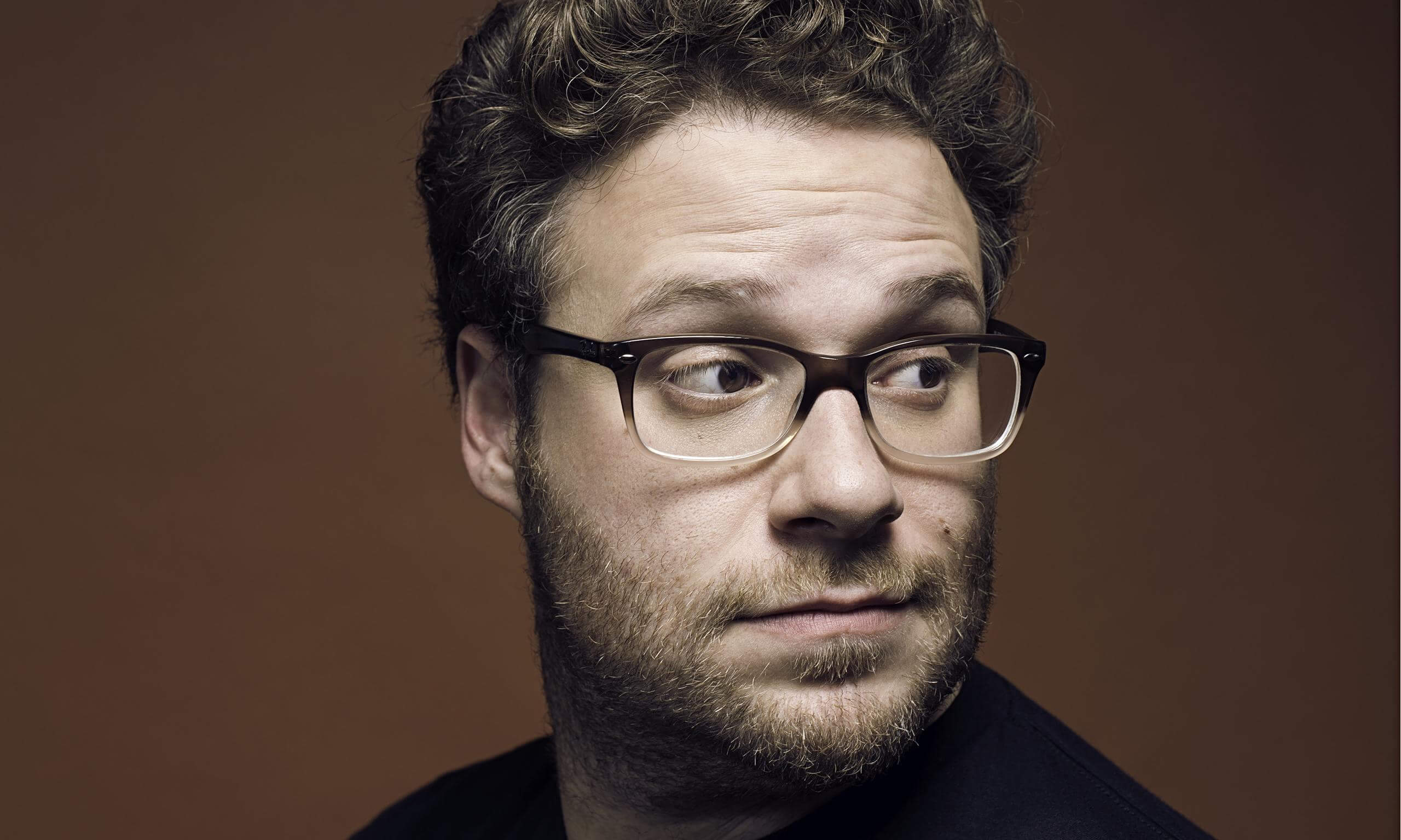 Seth Rogen Biography • Comedian Seth Aaron Rogen 