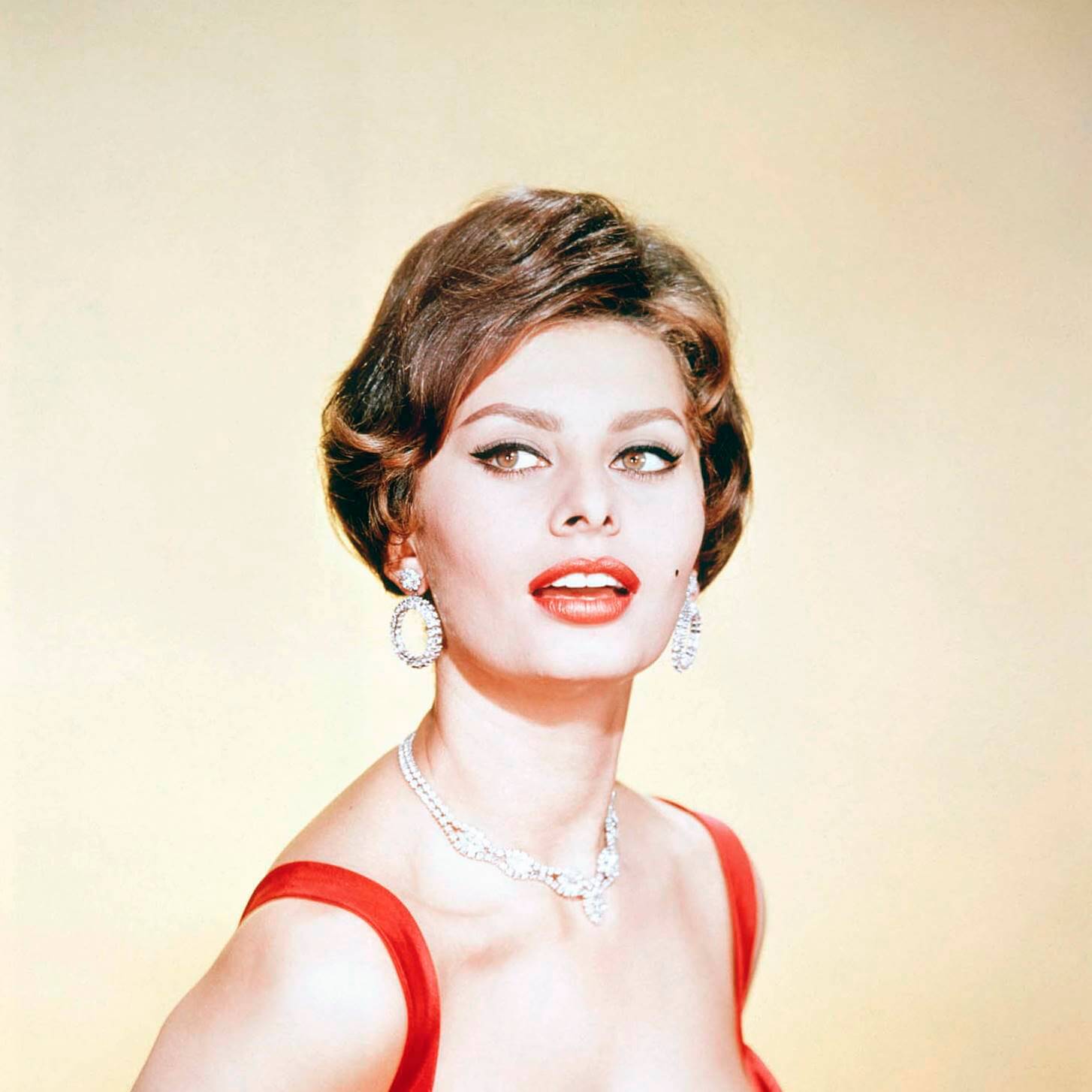 Sophia Loren Biography Italian Actress Sofia Scicolone